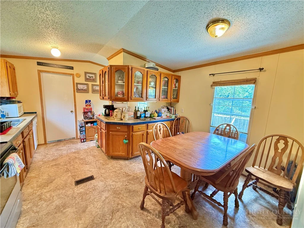 Image number 7 for the current listing