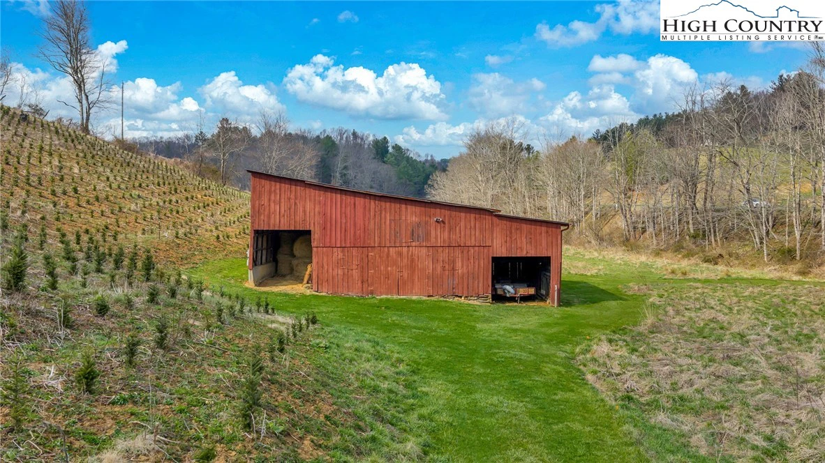 Image number 21 for the current listing