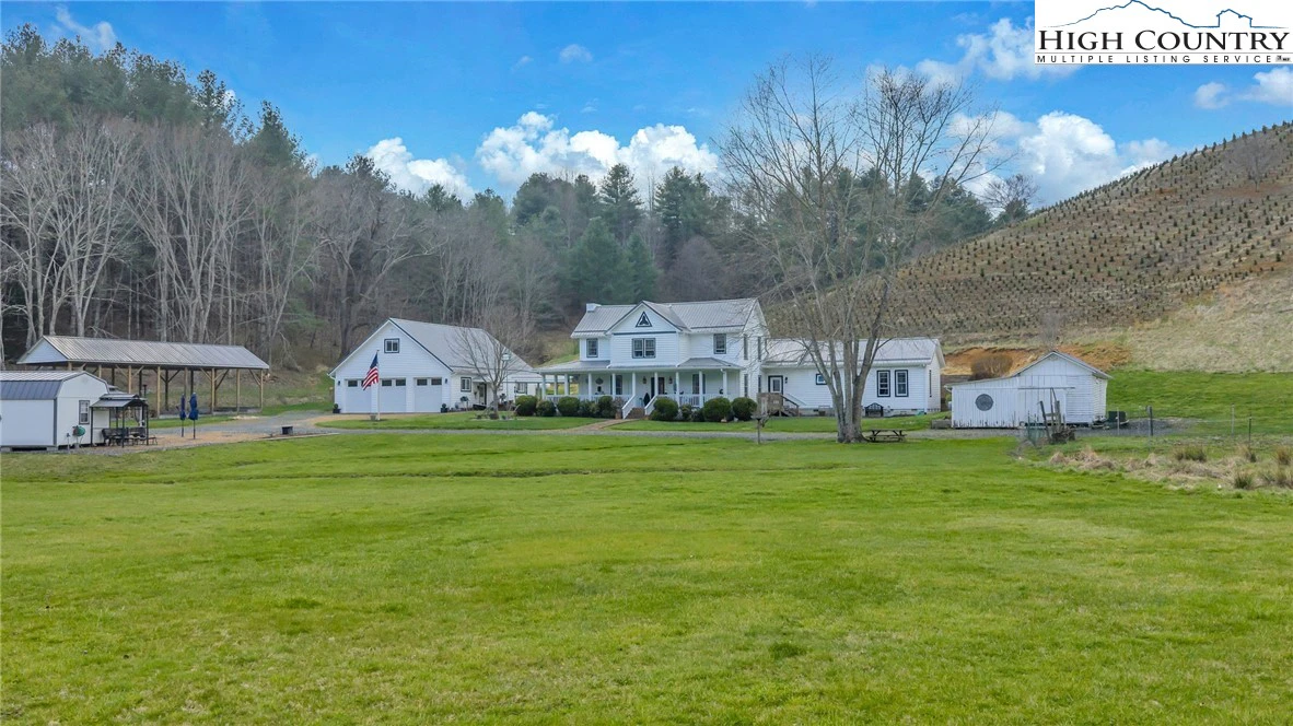 Image number 1 for the current listing