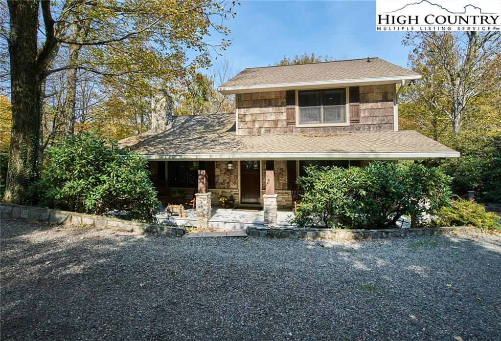 Image number 26 for the current listing