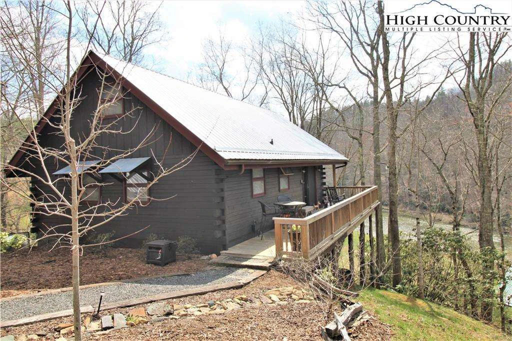 Image number 1 for the current listing