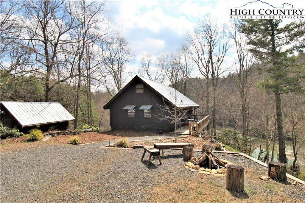 Image number 4 for the current listing