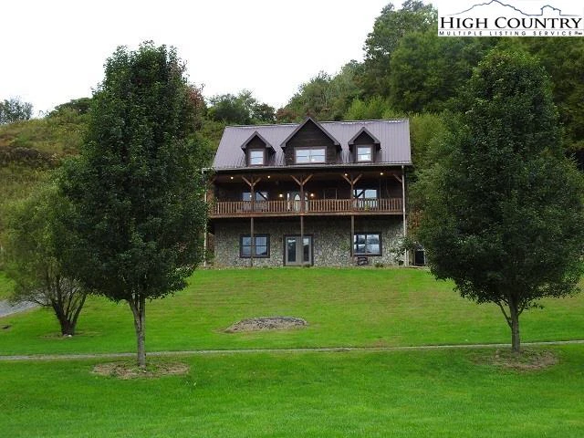 Image number 12 for the current listing