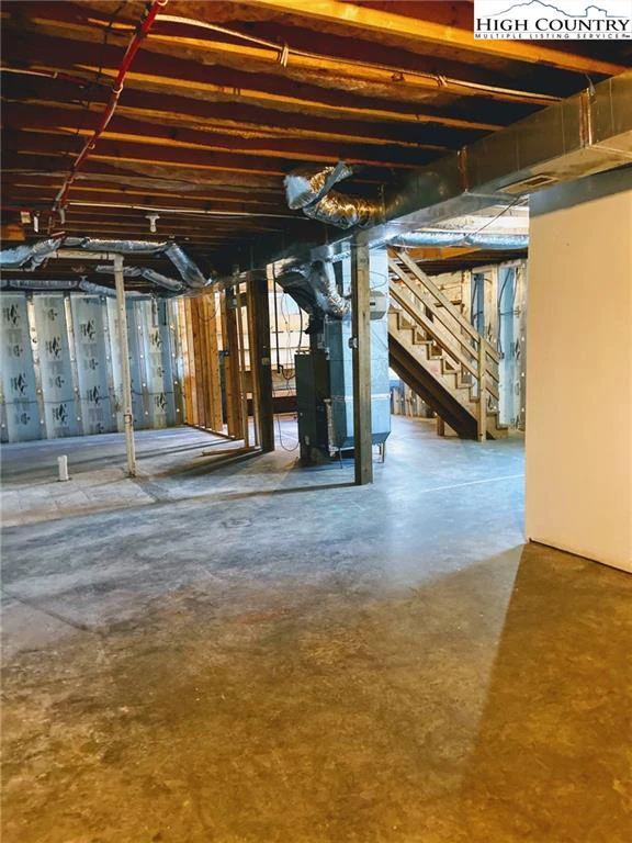 Image number 2 for the current listing