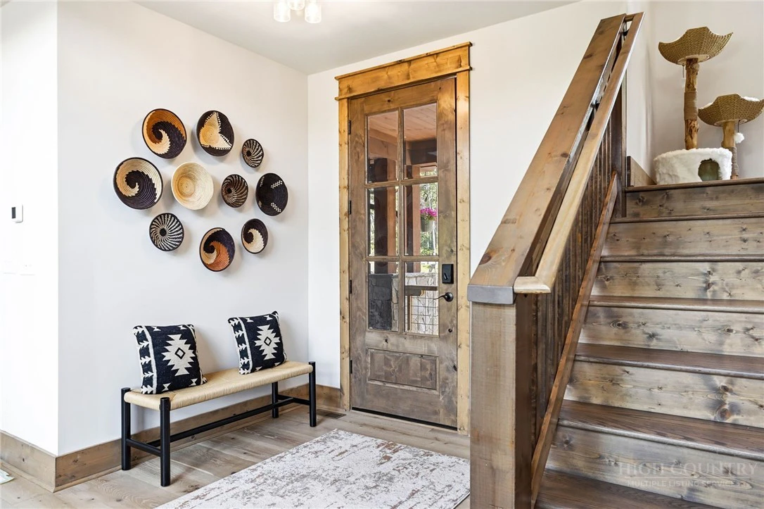 Image number 5 for the current listing
