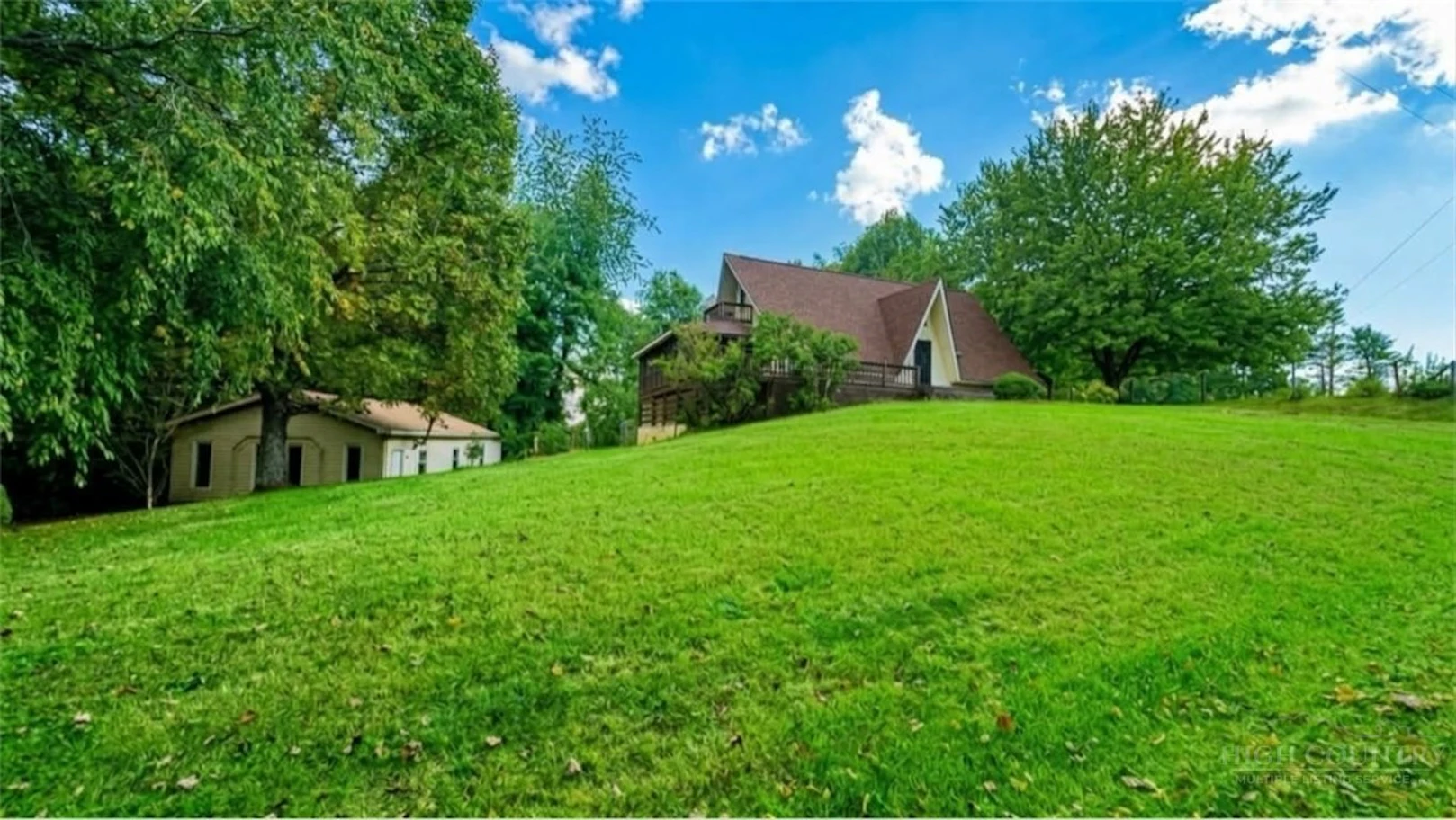 Image number 1 for the current listing