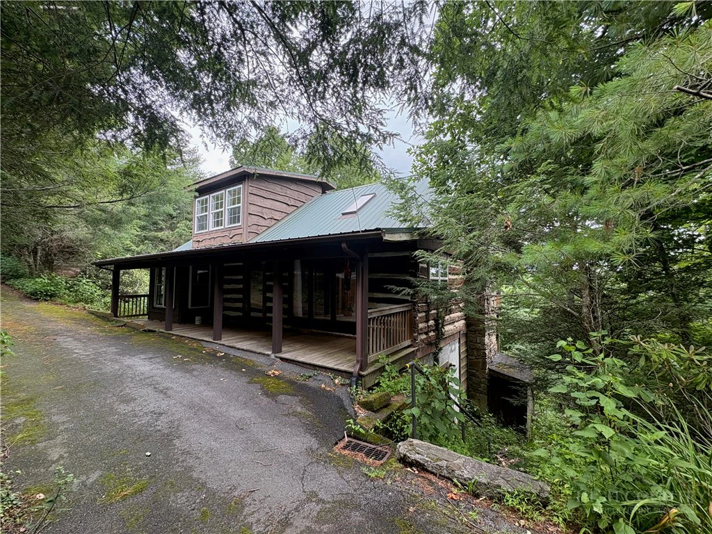 Image number 3 for the current listing