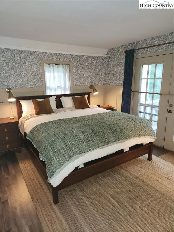 Image number 11 for the current listing