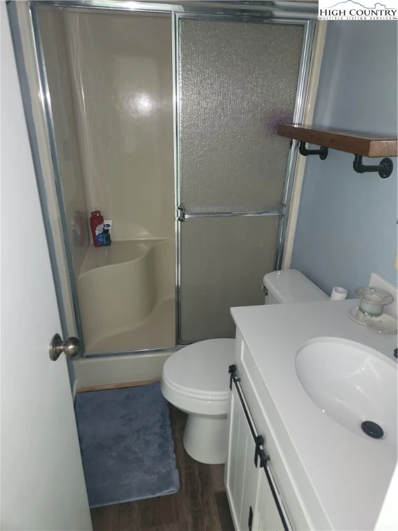 Image number 5 for the current listing
