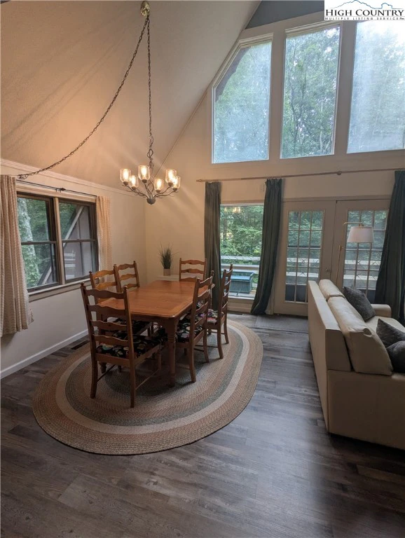 Image number 13 for the current listing
