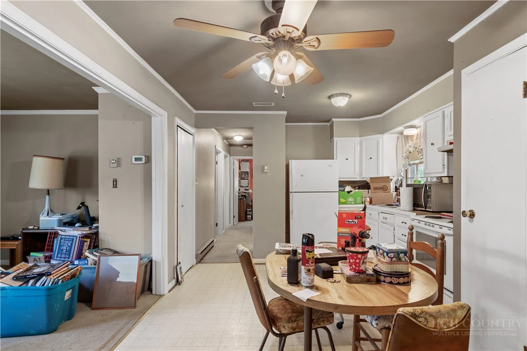Image number 2 for the current listing