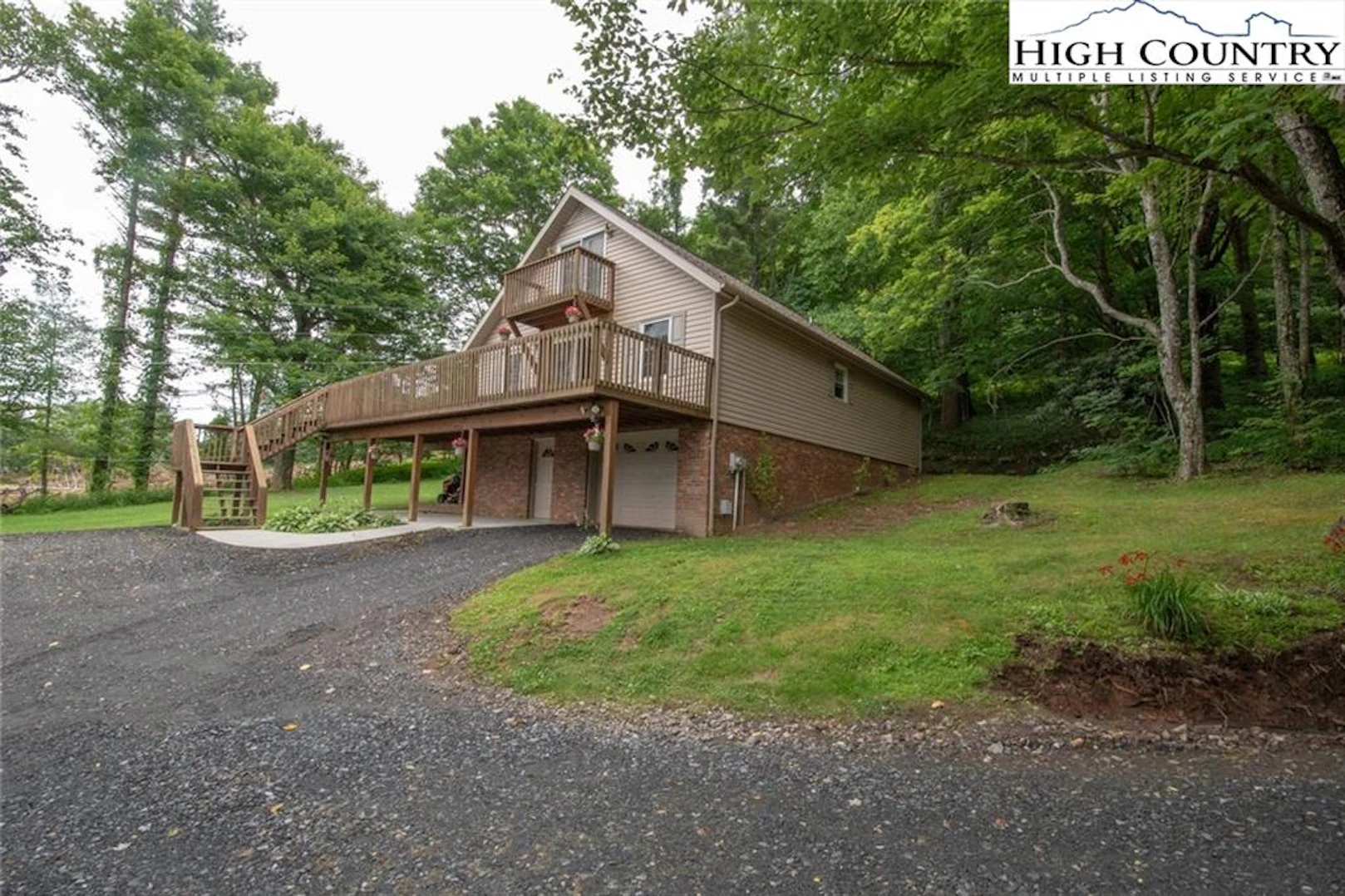 Image number 1 for the current listing