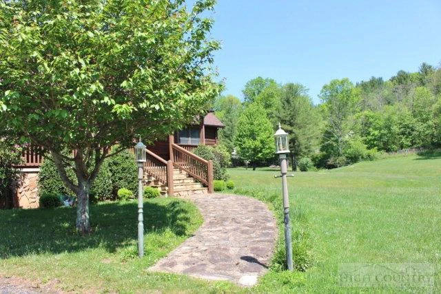 Image number 9 for the current listing