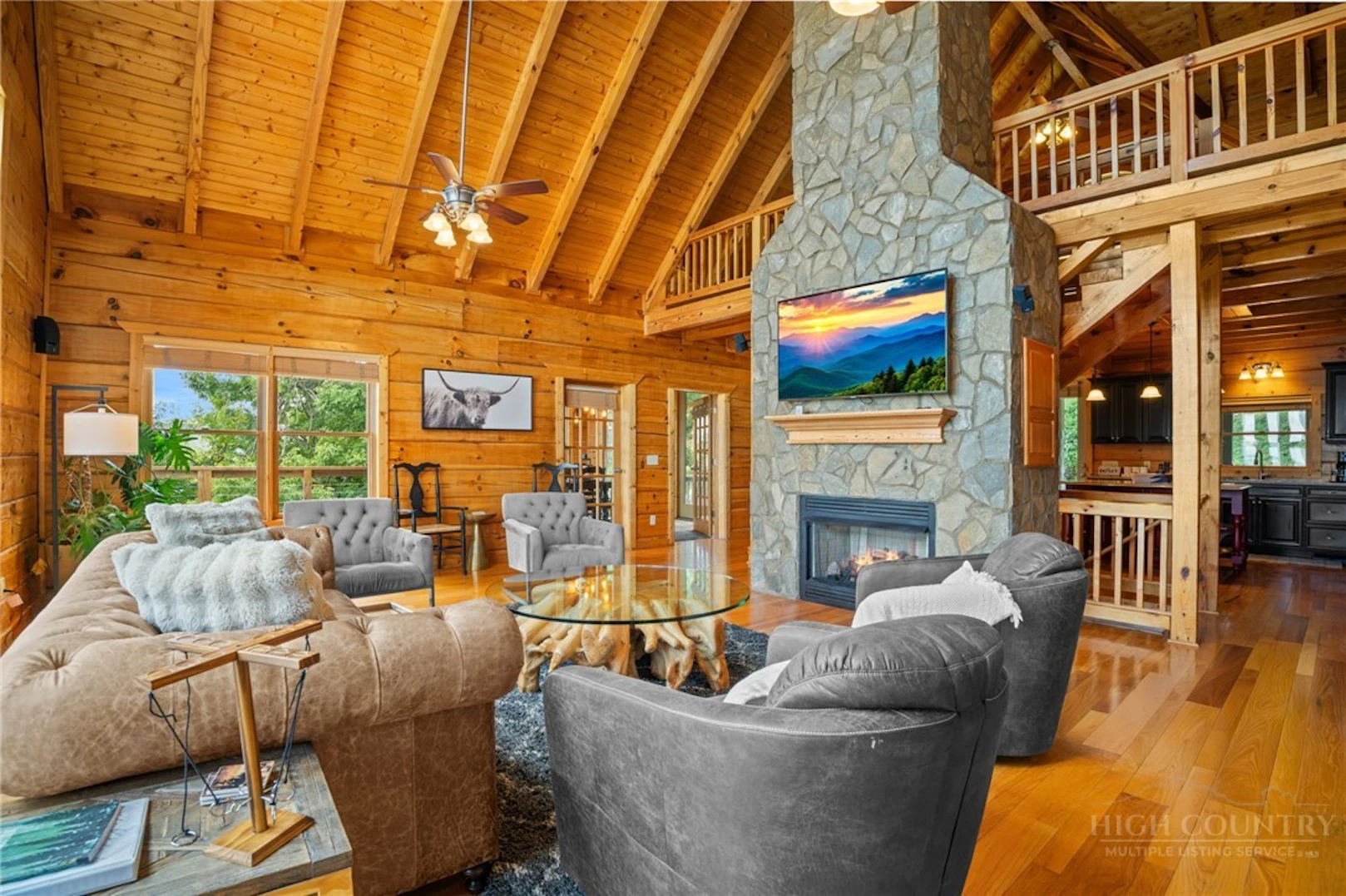 Image number 16 for the current listing