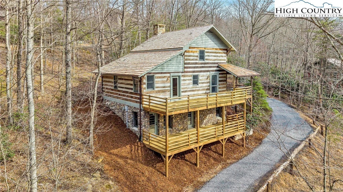 Image number 1 for the current listing