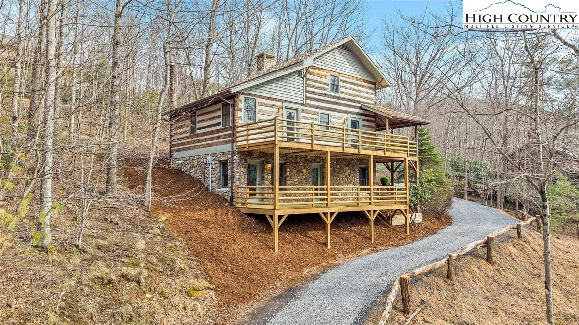 Image number 28 for the current listing