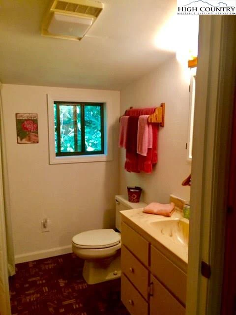 Image number 9 for the current listing