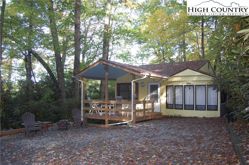 Image number 1 for the current listing