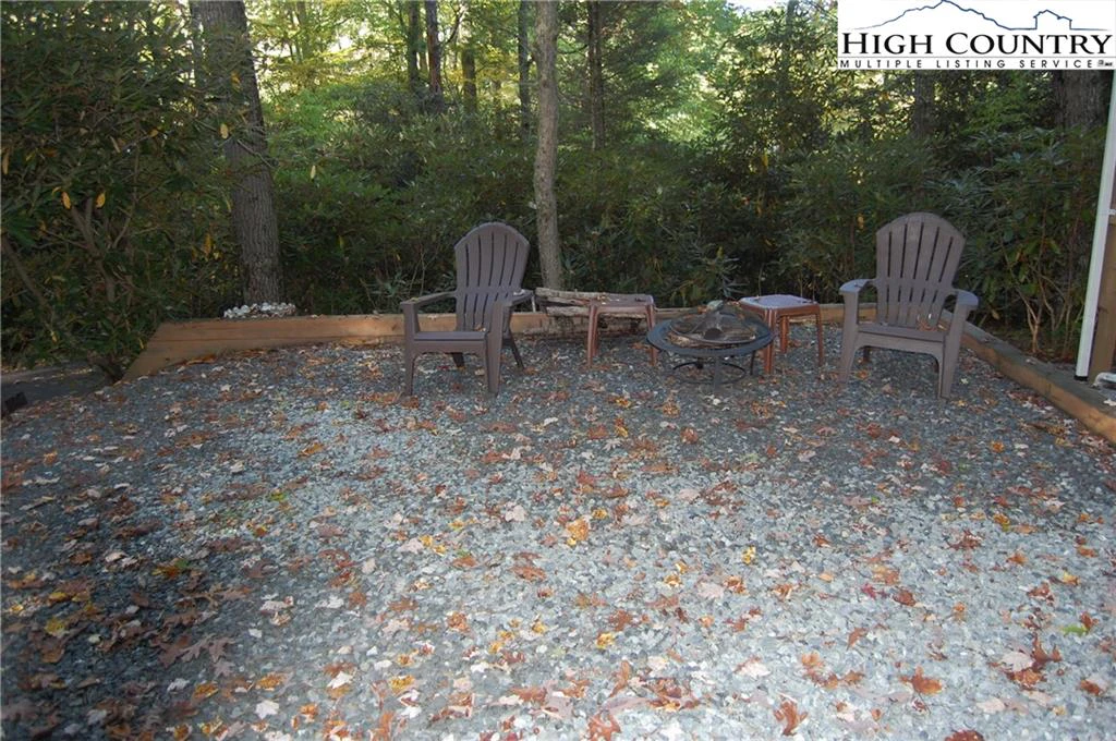 Image number 7 for the current listing