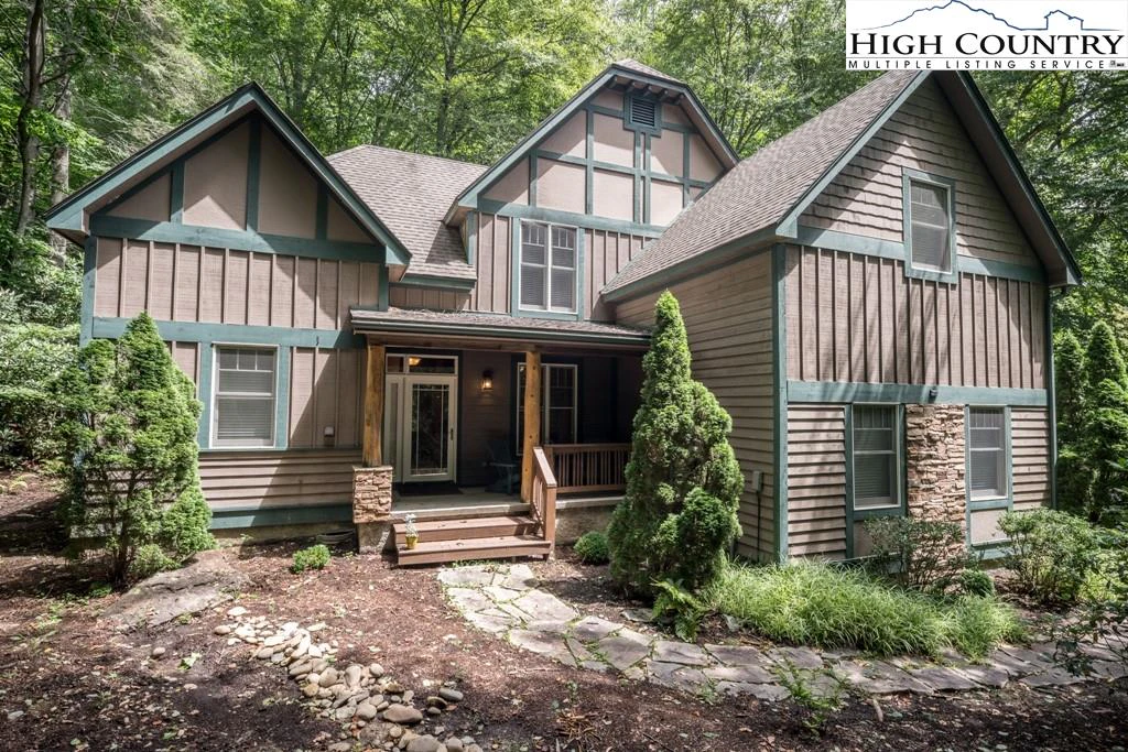 Image number 1 for the current listing