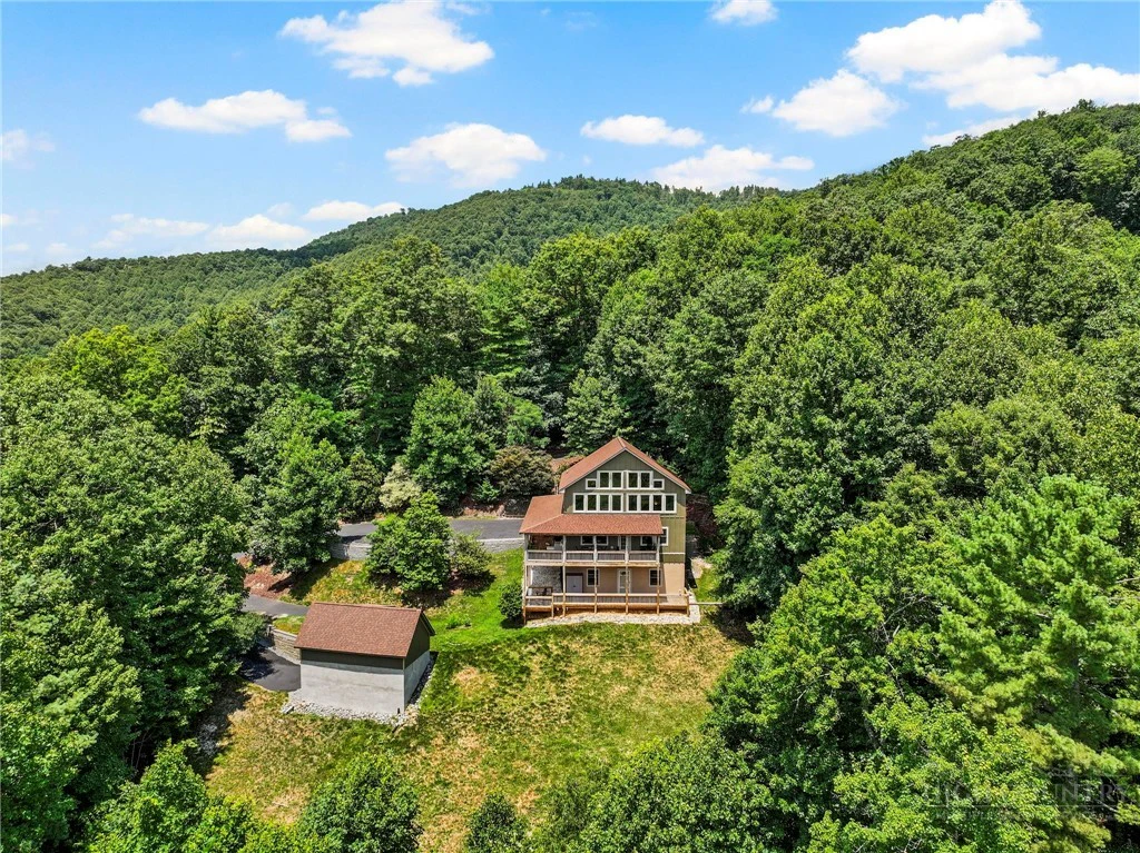 Image number 3 for the current listing