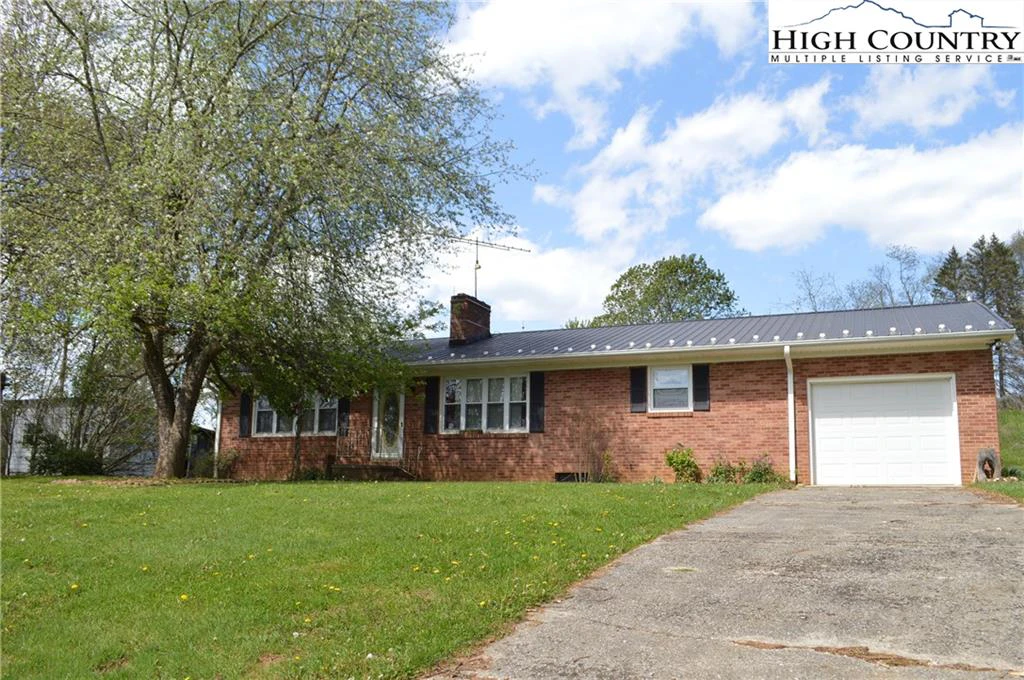 Image number 1 for the current listing