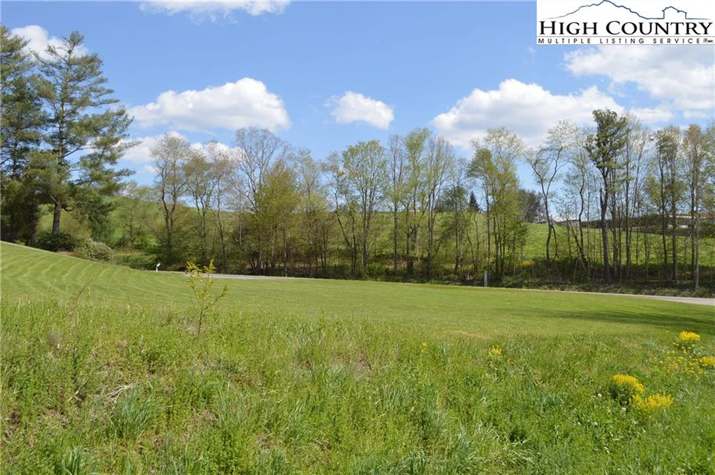 Image number 18 for the current listing