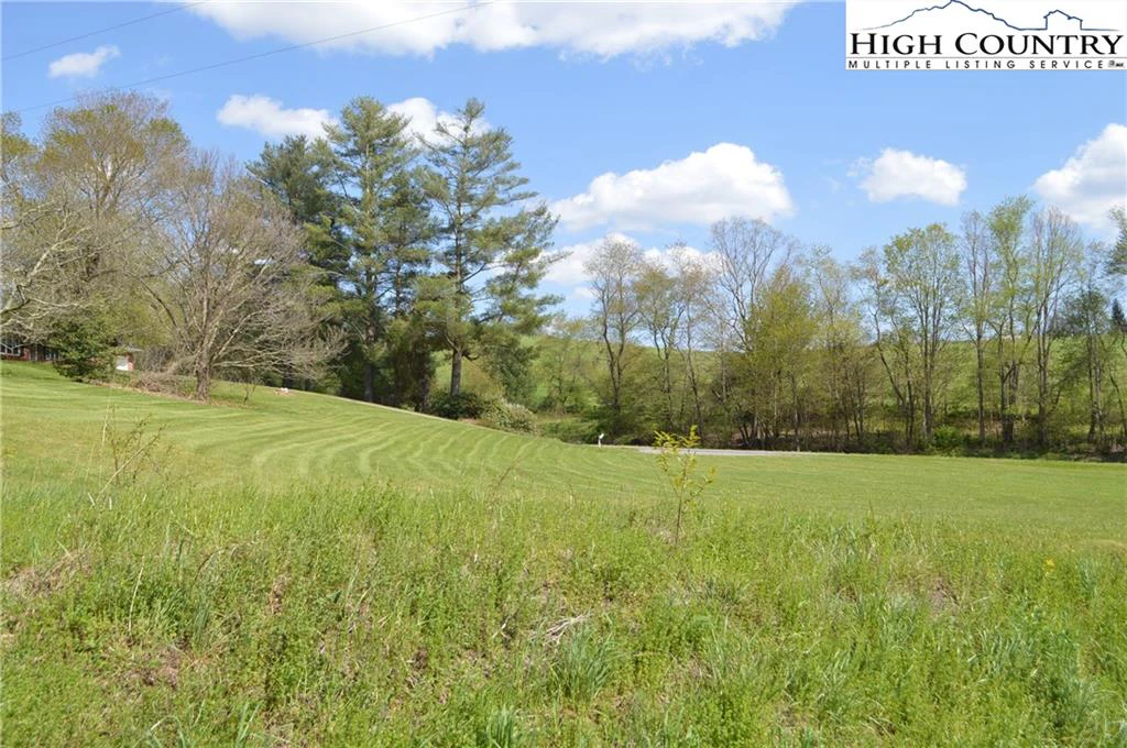 Image number 19 for the current listing