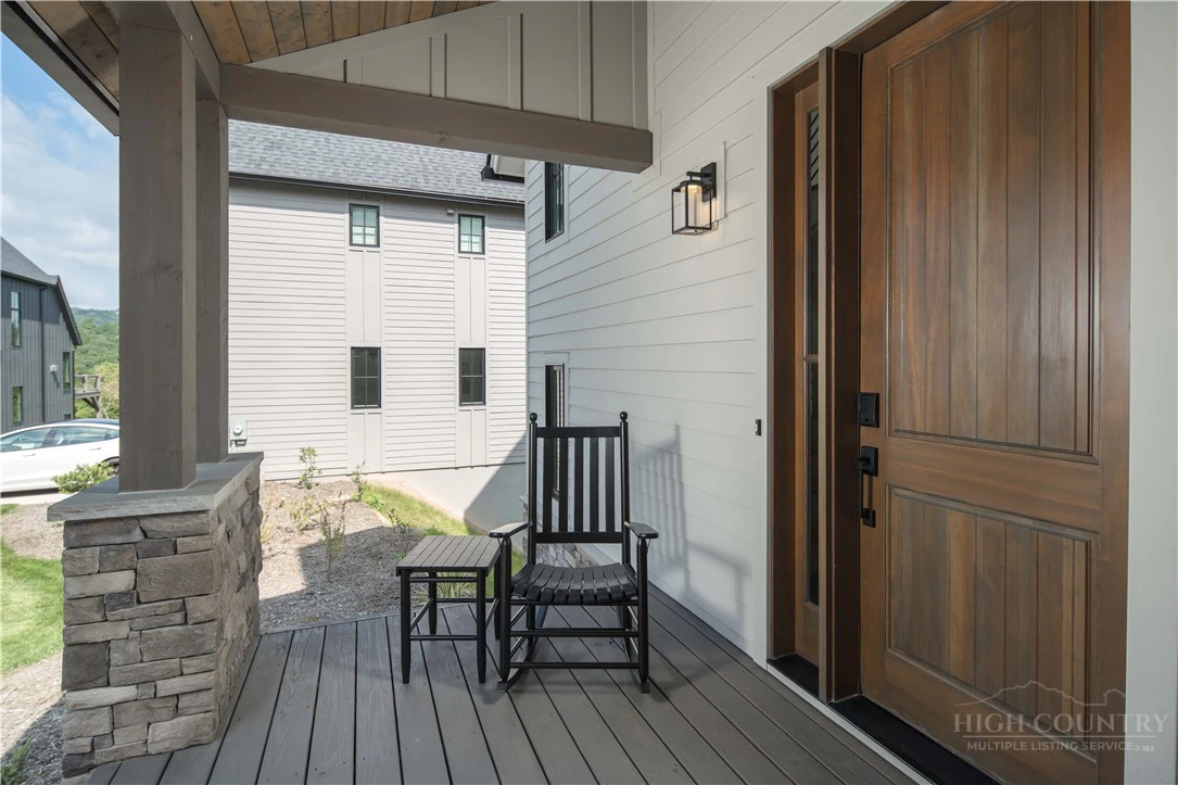 Image number 6 for the current listing