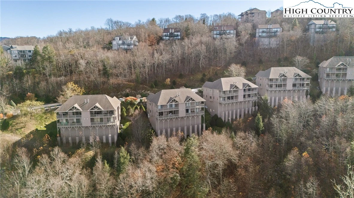 Image number 18 for the current listing
