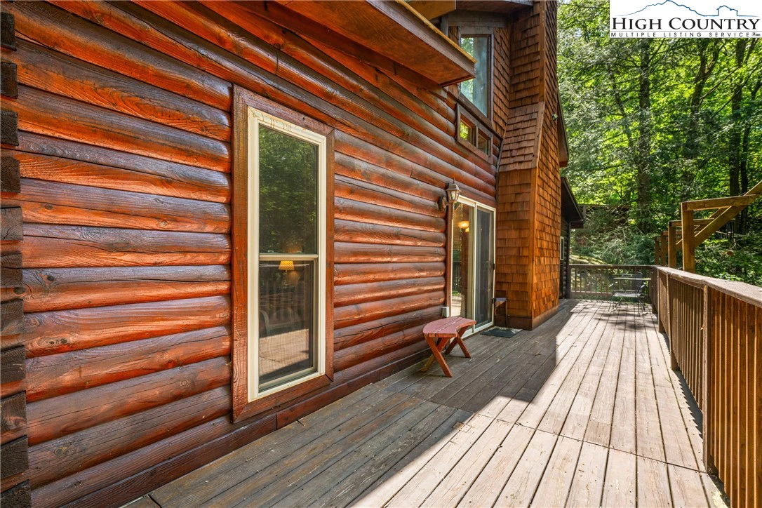 Image number 9 for the current listing