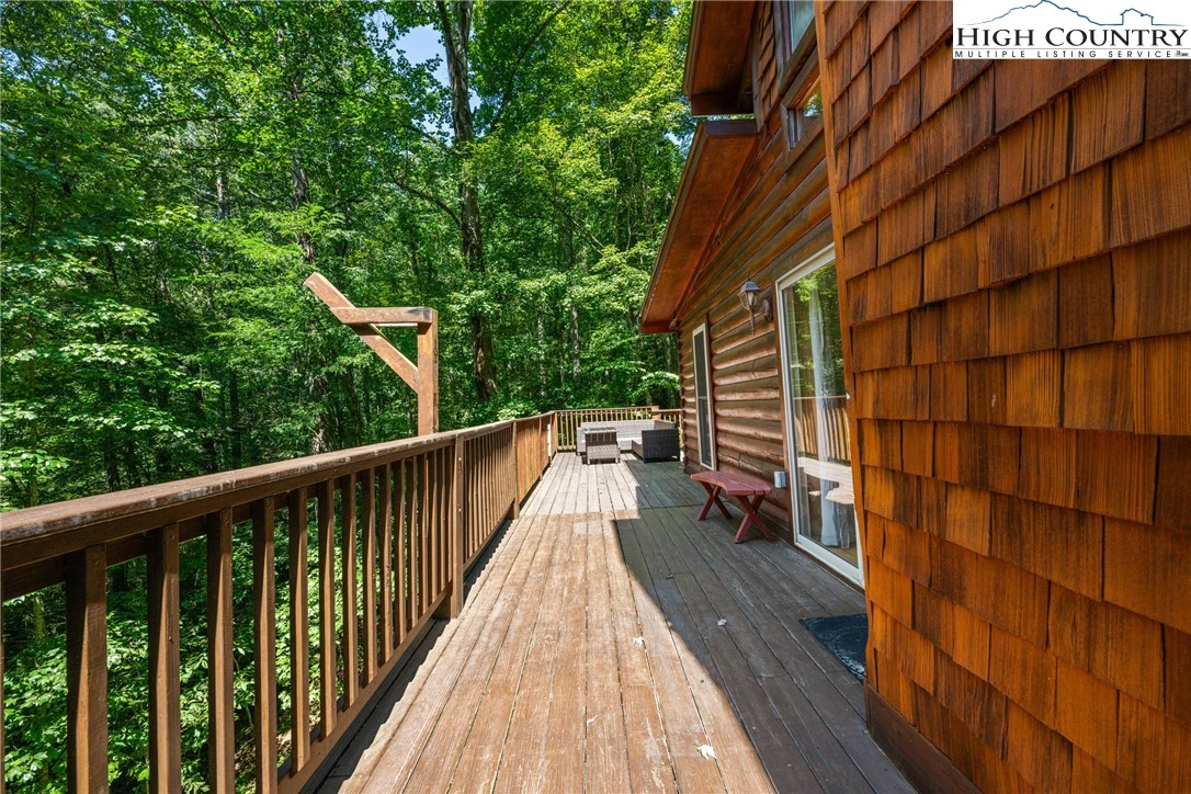 Image number 10 for the current listing