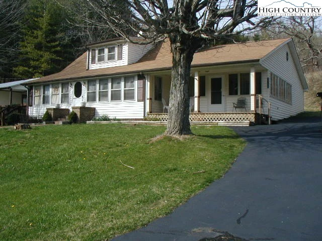Image number 1 for the current listing