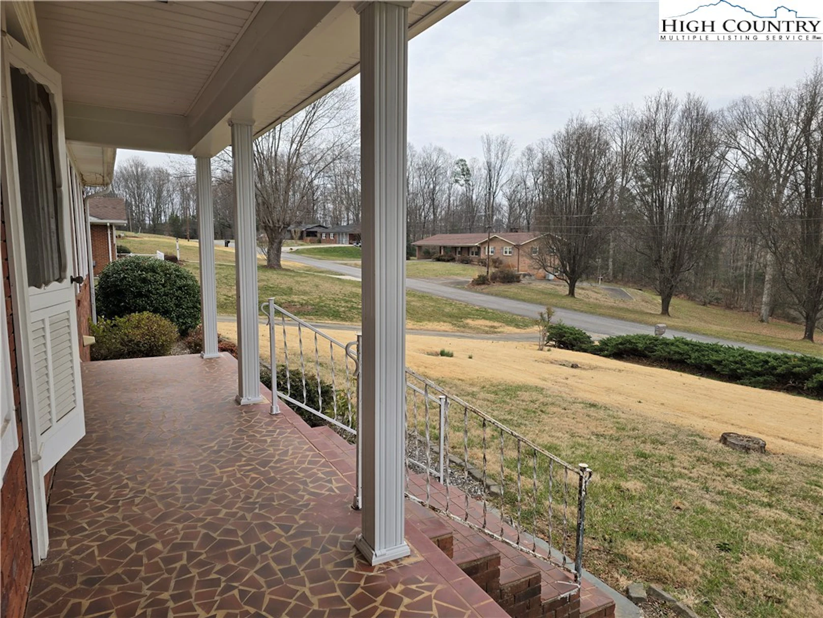 Image number 12 for the current listing