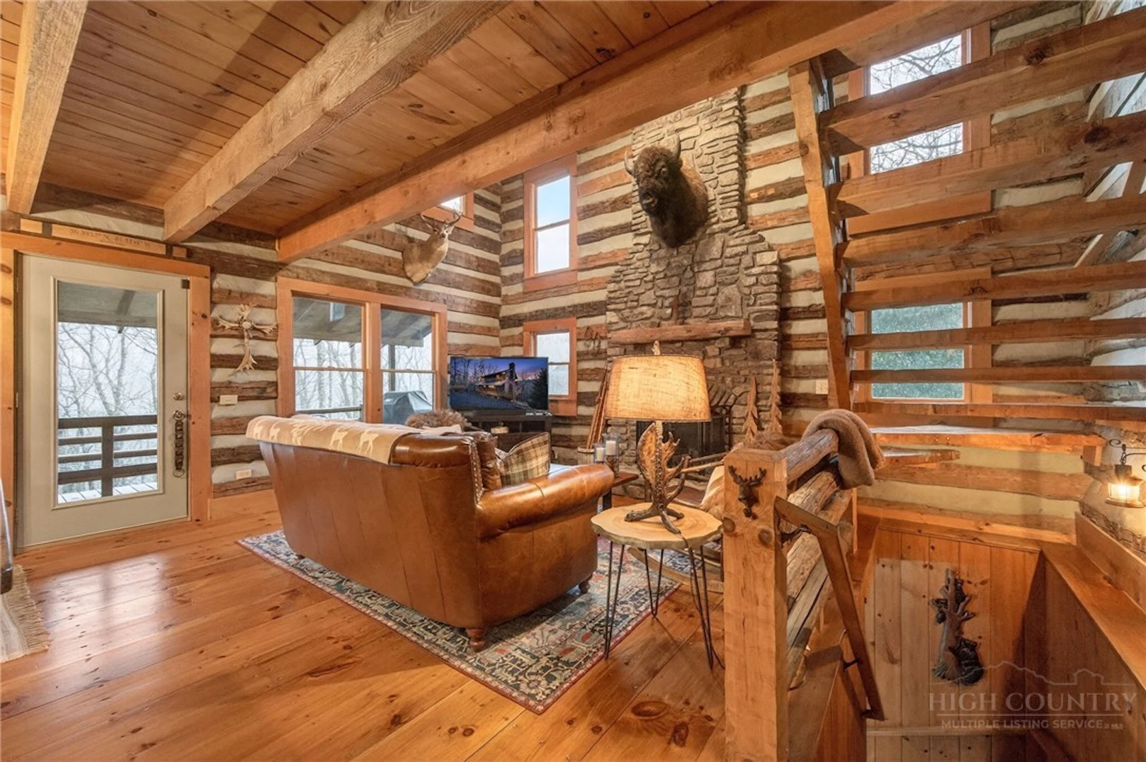 Image number 20 for the current listing