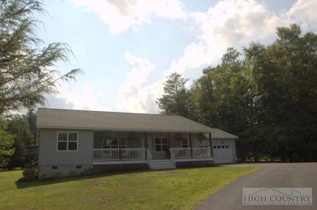 Image number 1 for the current listing