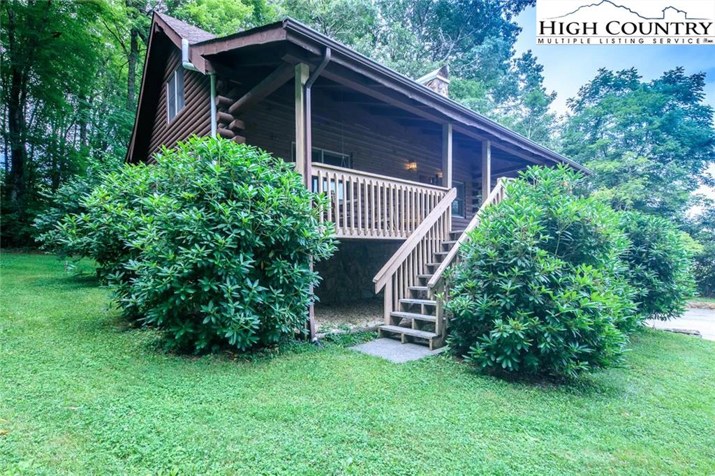 Image number 16 for the current listing