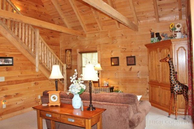 Image number 5 for the current listing