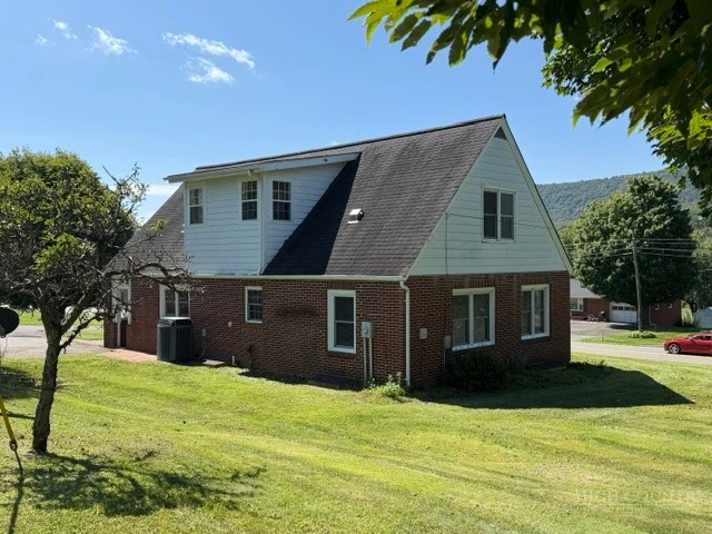 Image number 5 for the current listing
