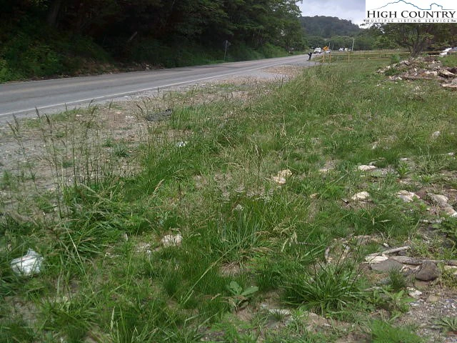 Image number 12 for the current listing