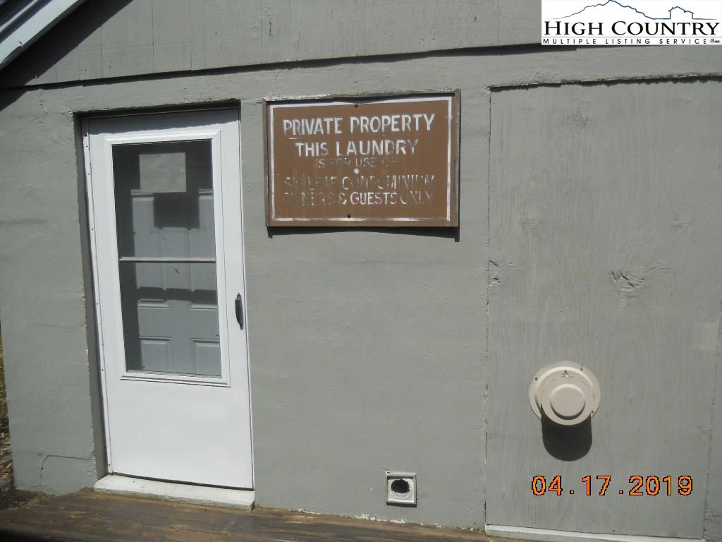 Image number 7 for the current listing