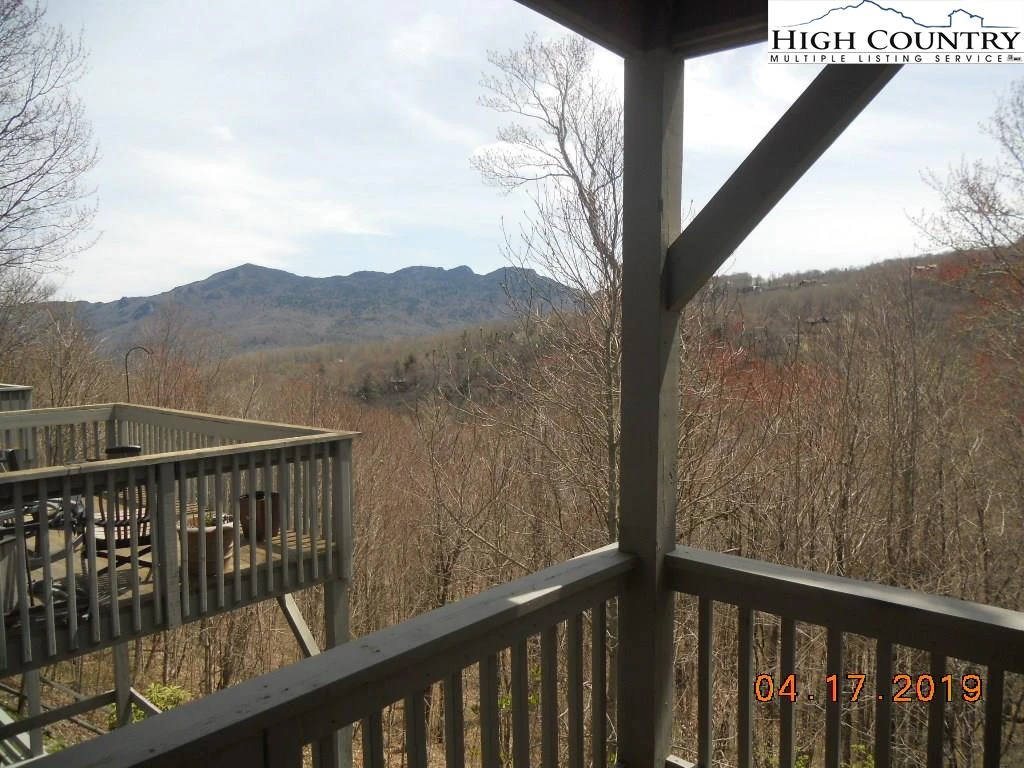 Image number 10 for the current listing