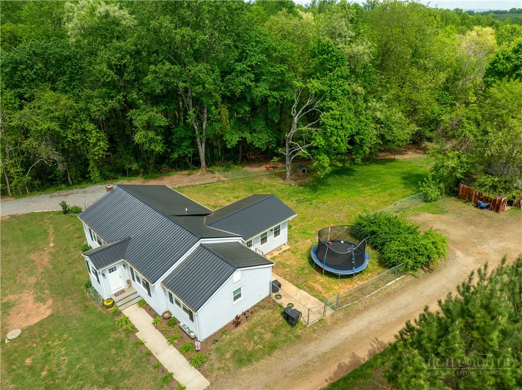Image number 21 for the current listing