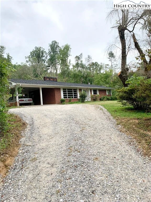 Image number 6 for the current listing
