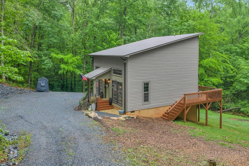 Image number 3 for the current listing