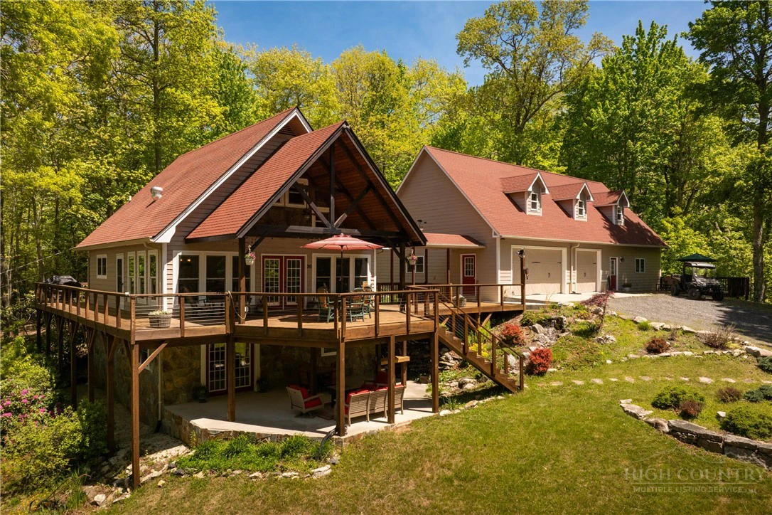Image number 2 for the current listing