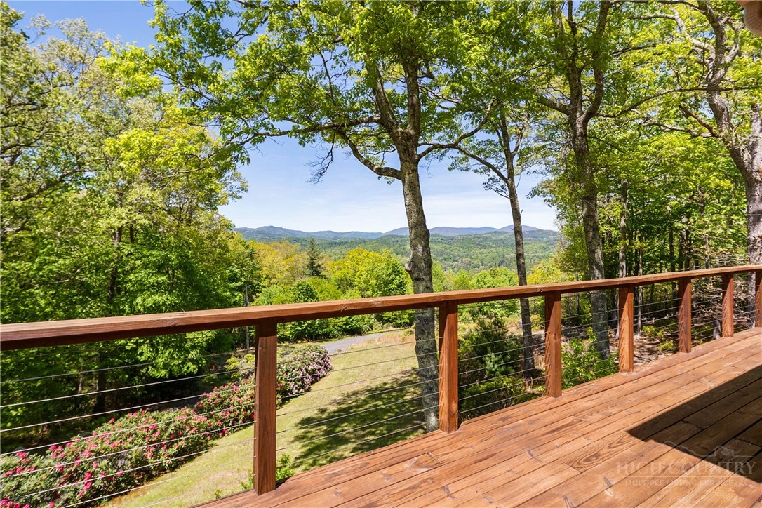 Image number 9 for the current listing