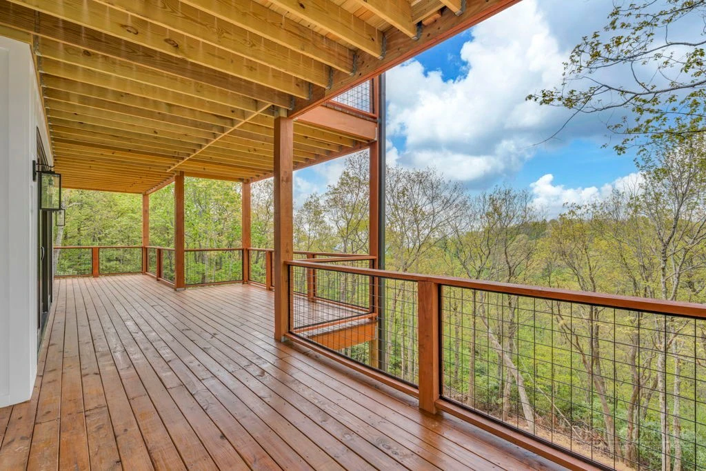 Image number 12 for the current listing