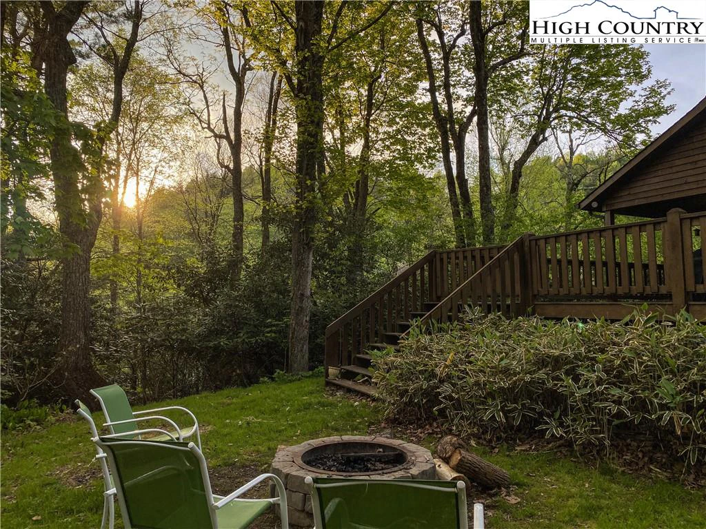 Image number 15 for the current listing