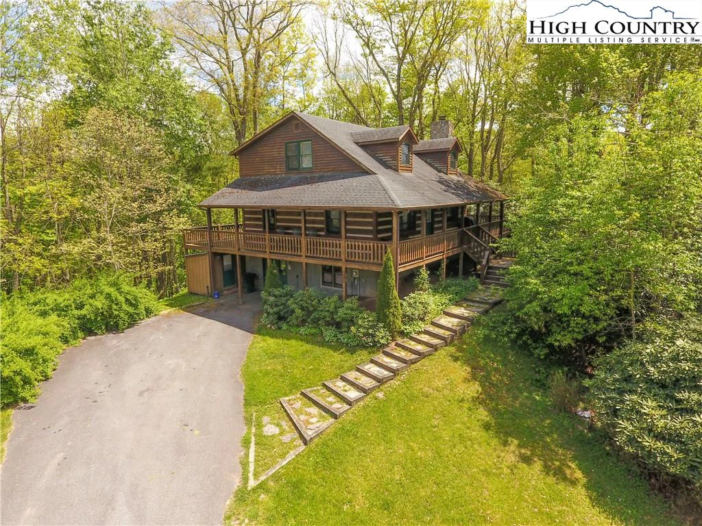 Image number 31 for the current listing